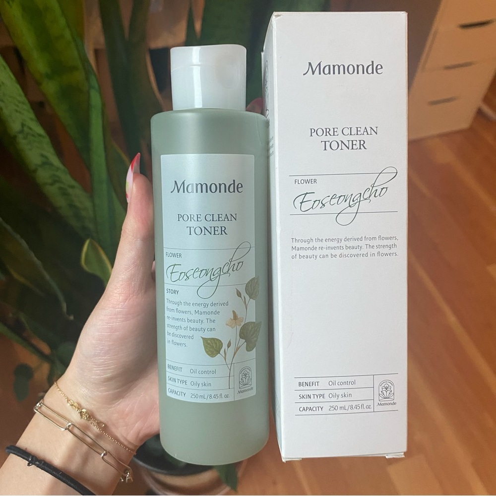 New Mamonde pore clean toner